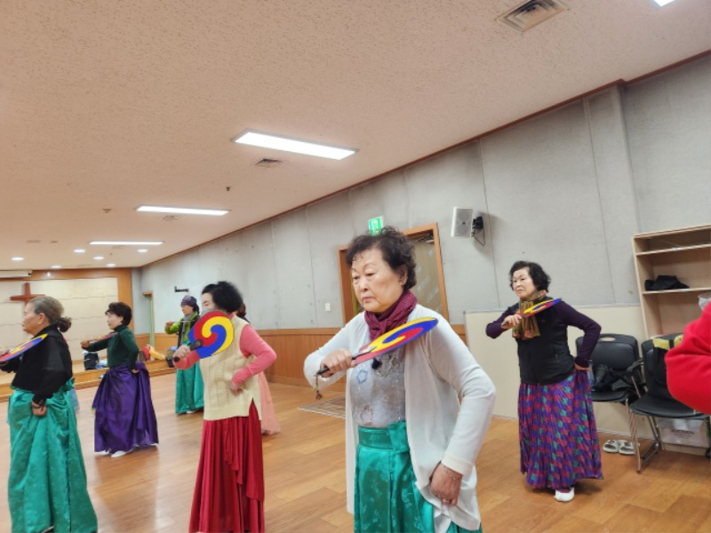 KakaoTalk_20250415_195437912_02.jpg